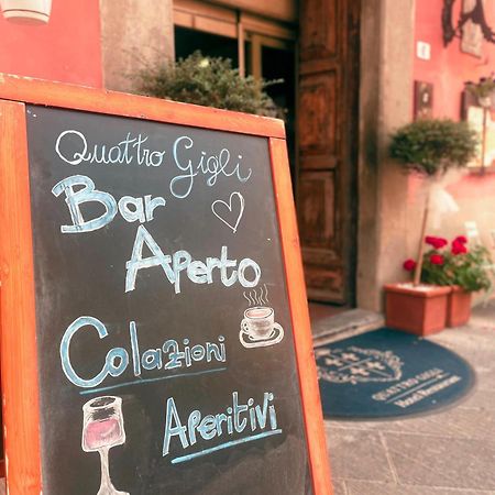 Quattro Gigli Hotel มนโตโปลิอินวัลดาร์โน ภายนอก รูปภาพ